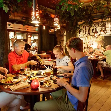 Het Heijderbos By Center Parcs * Heijen